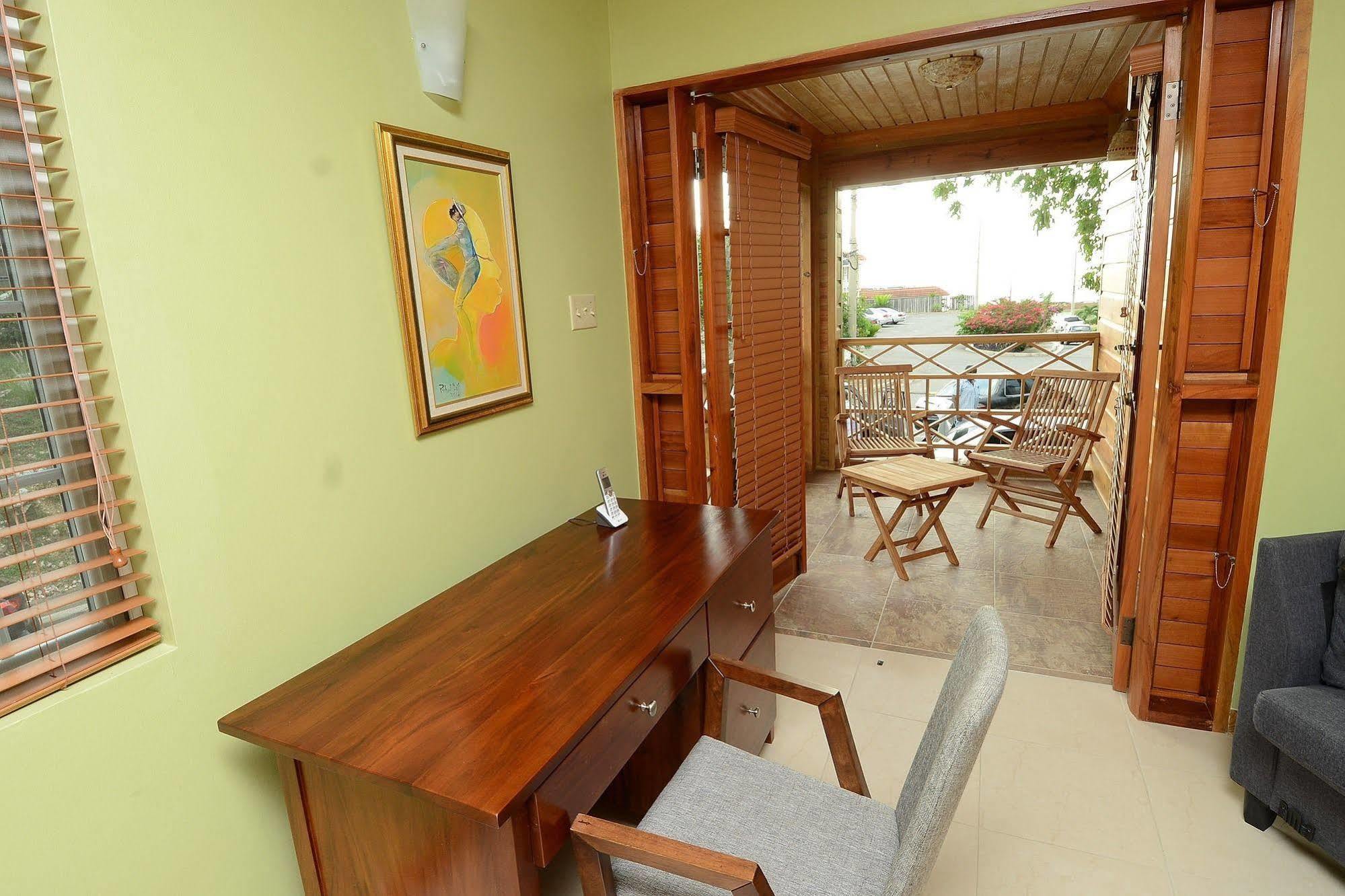 The Cabin At Long Mountain Country Club 킹스톤 외부 사진