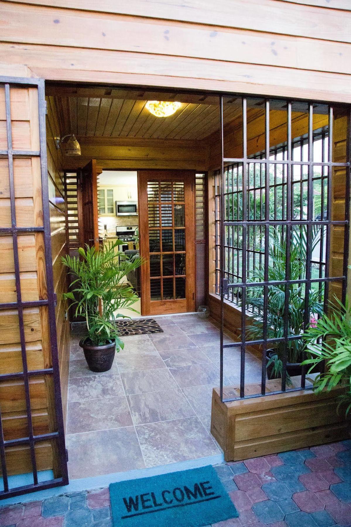 The Cabin At Long Mountain Country Club 킹스톤 외부 사진